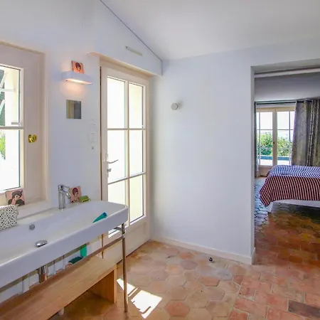 Lovely In Les Bains With Sauna *
